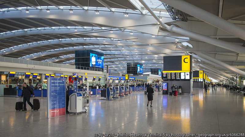 1300 Heathrow workers win London Living Wage pay boost after GMB Union campaign