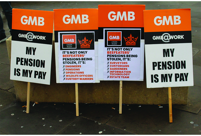 GMB members accept pensions offer from Historic Royal Palaces