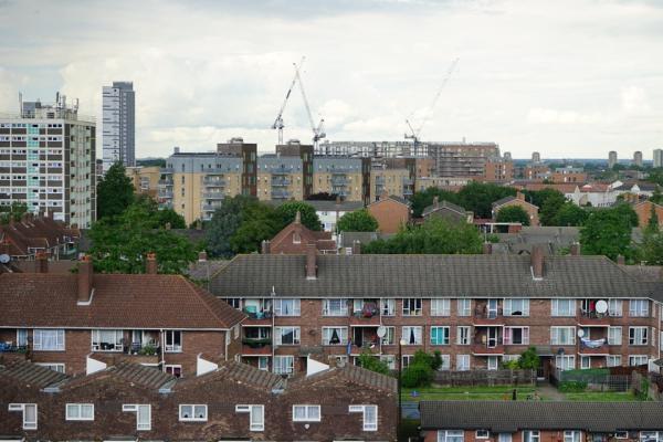 33 London boroughs must step up efforts to collect the £752m uncollected Council Tax and business rates